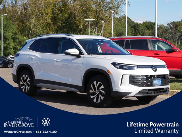 2025 Volkswagen Tiguan S's photo