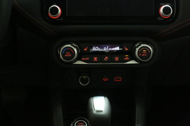 2025 Nissan Versa SR photo 13
