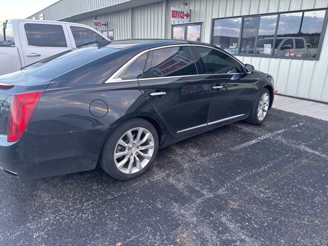 2017 Cadillac XTS Luxury photo 2