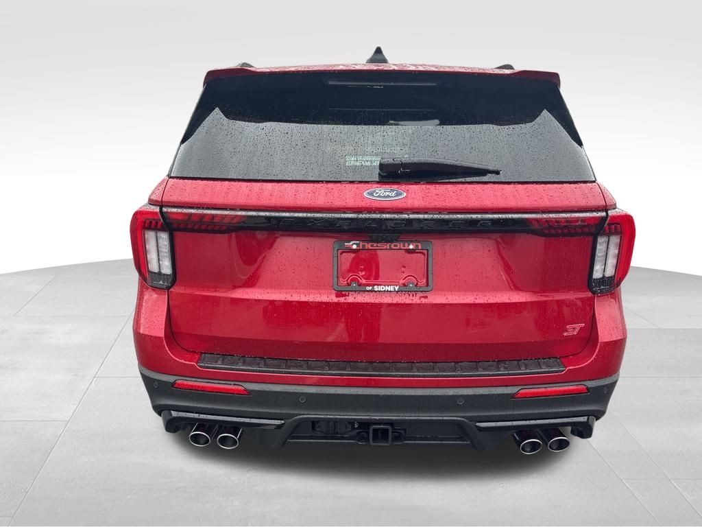 2025 Ford Explorer ST photo 4