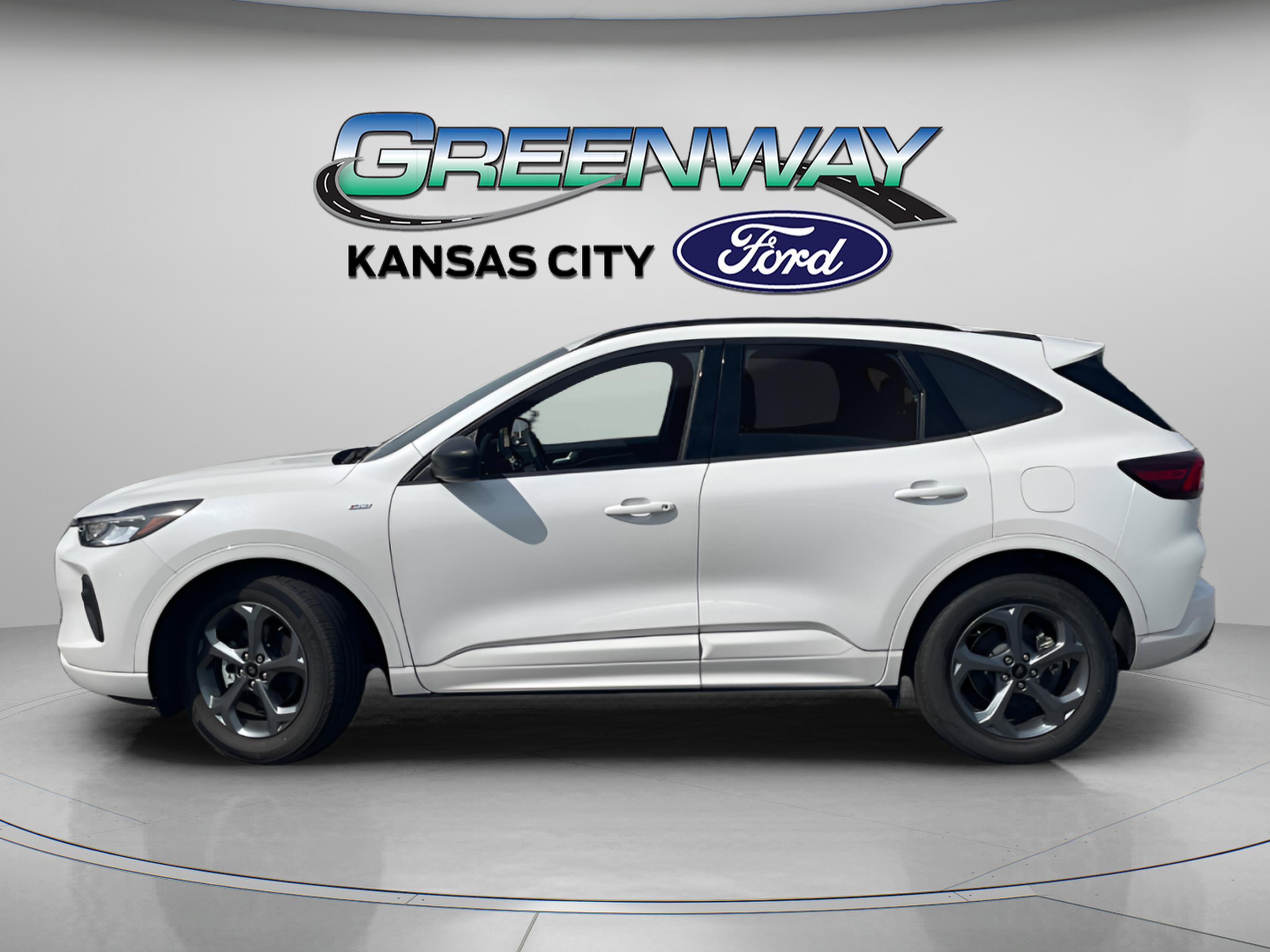 2024 Ford Escape ST-Line photo 4