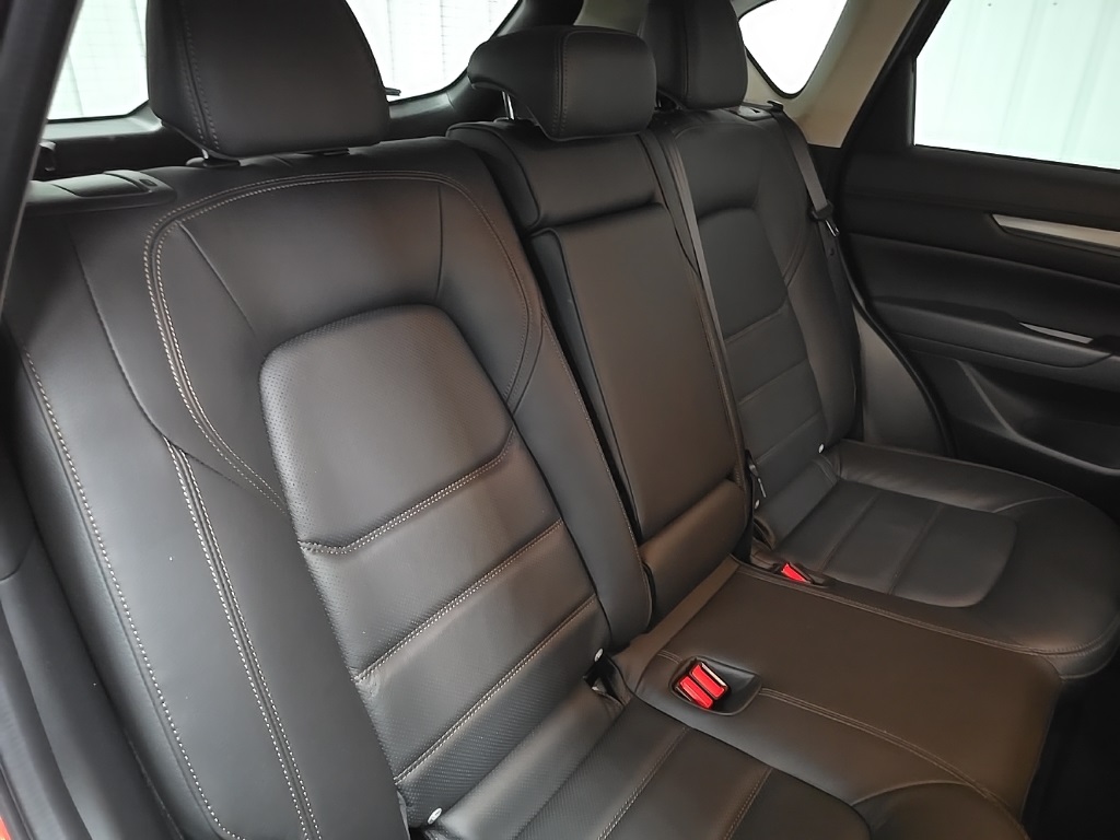 2023 Mazda CX-5 2.5 S Preferred photo 17
