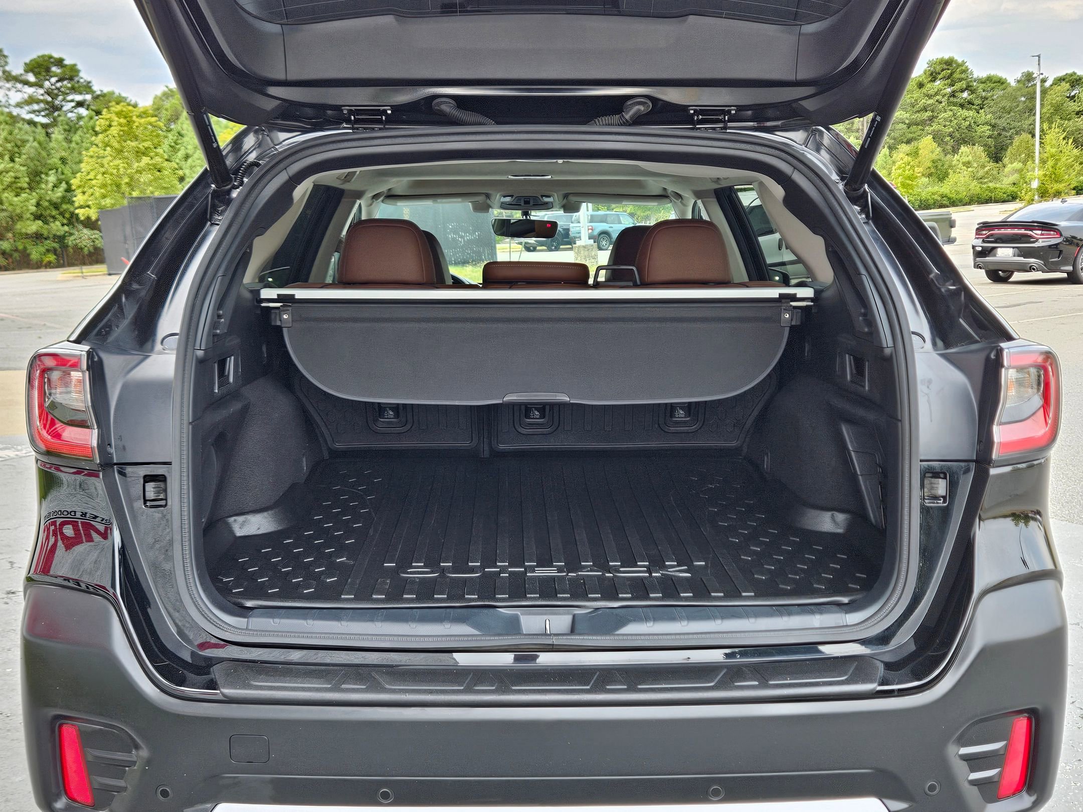 2022 Subaru Outback Touring photo 20