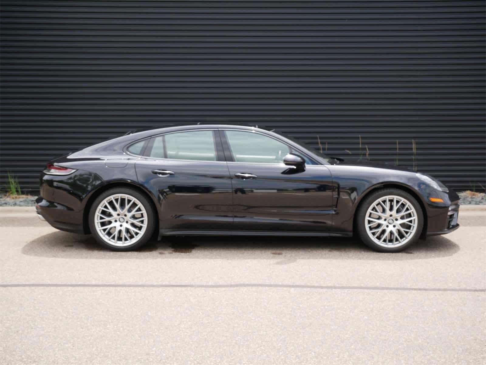 2021 Porsche Panamera Turbo S photo 23