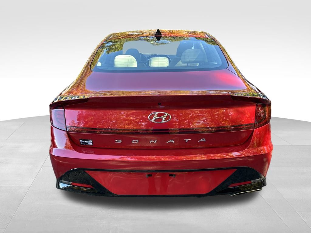 2022 Hyundai Sonata SEL photo 4