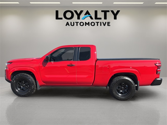 2022 Nissan Frontier S photo 2