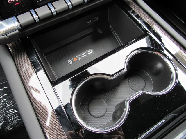 2025 Gmc Yukon photo 21