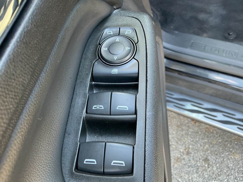 2020 Chevrolet Equinox LT photo 19