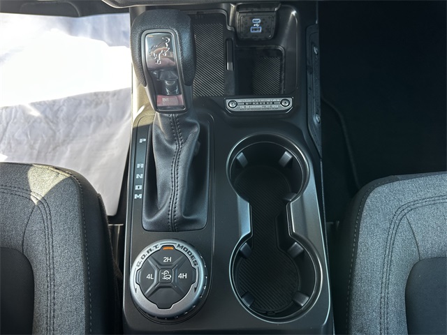2025 Ford Bronco Base photo 22