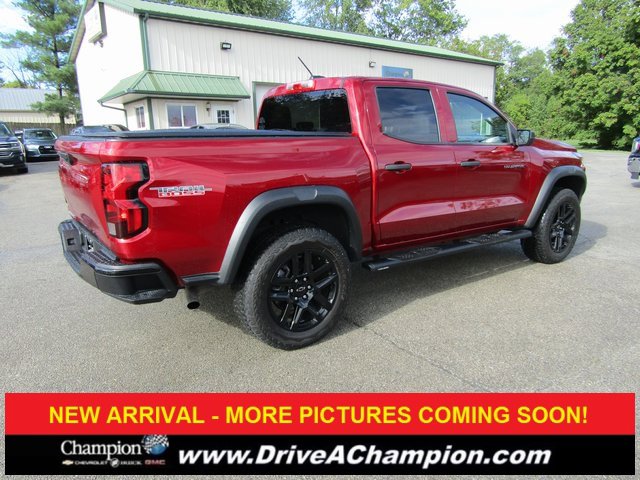 2024 Chevrolet Colorado Trail Boss photo 4