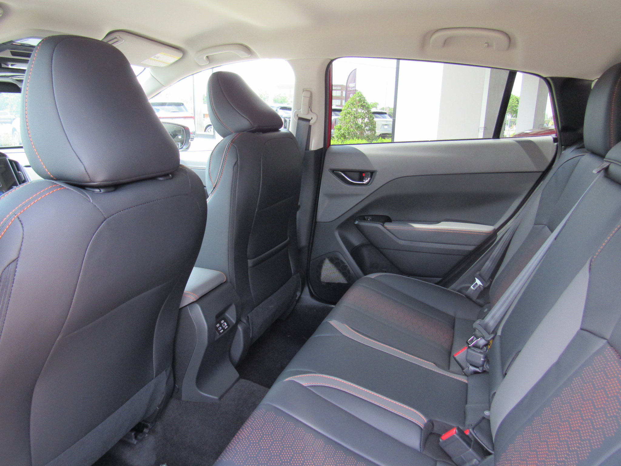 2025 Subaru Crosstrek Limited photo 17