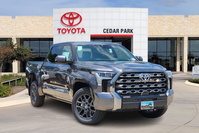 2025 Toyota Tundra Platinum CrewMax photo 19