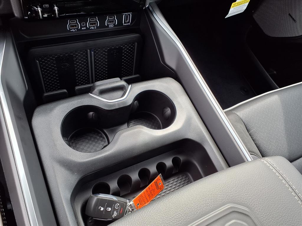 2026 Ram 1500 Laramie photo 9