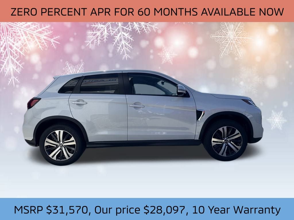 2025 Mitsubishi Outlander Sport SE photo 2