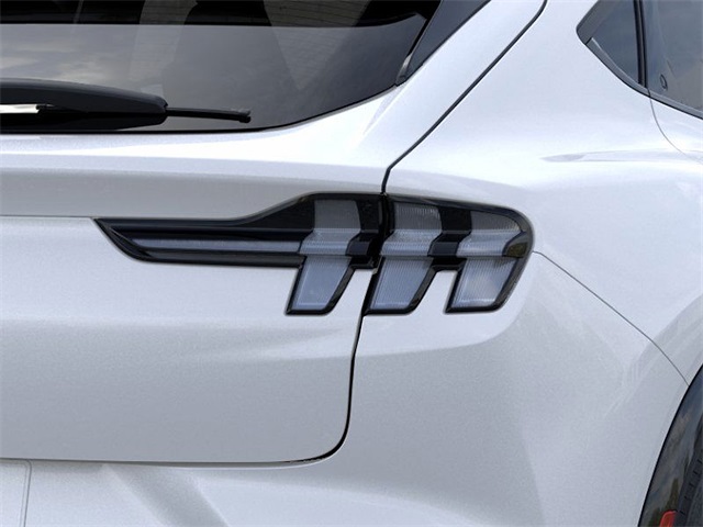2025 Ford Mustang Mach-E Premium photo 20