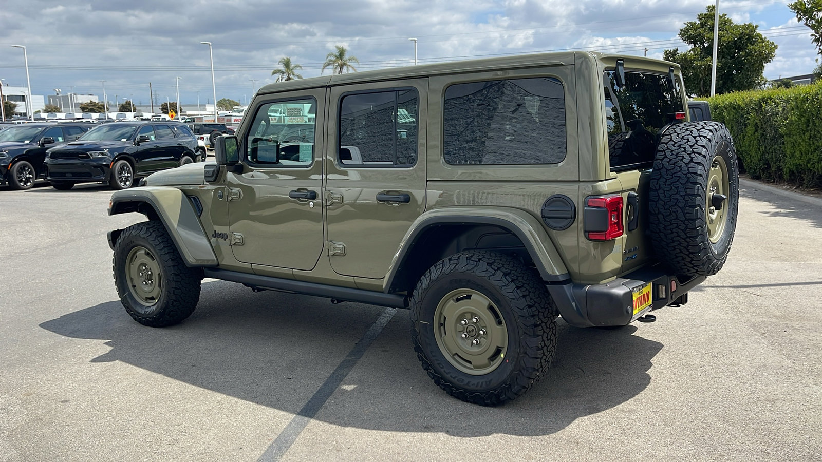 2025 Jeep Wrangler 4xe Willys photo 7