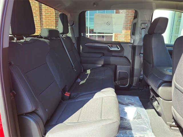 2025 Chevrolet Silverado 1500 LT photo 15