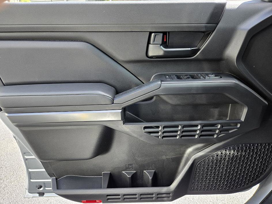 2024 Toyota Tacoma SR5 photo 27