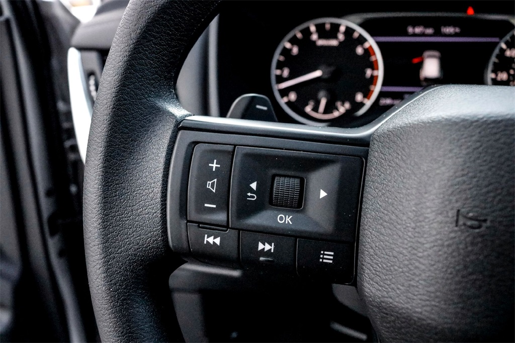 2025 Nissan Rogue S photo 14