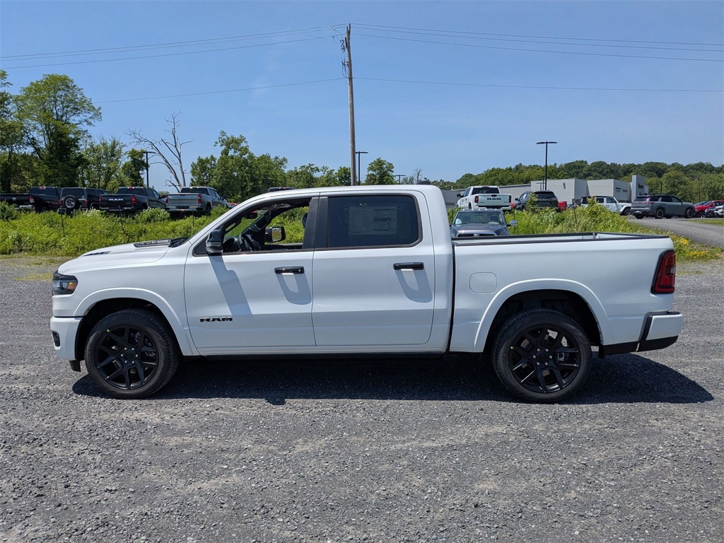 2025 Ram 1500 Laramie photo 4