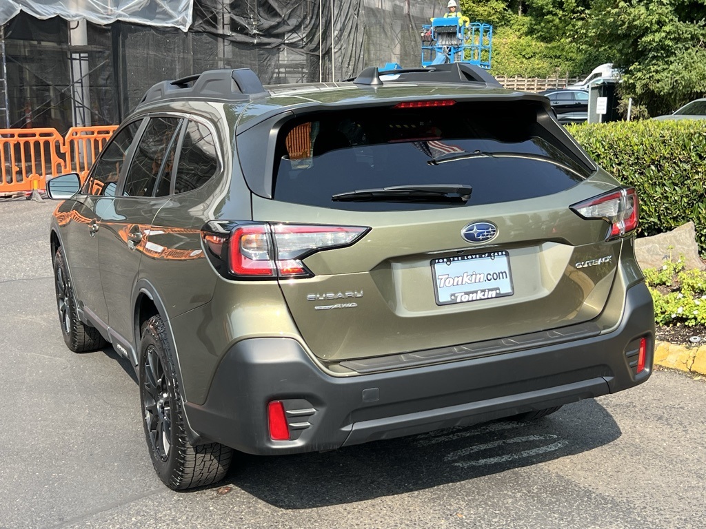 2020 Subaru Outback Premium photo 5