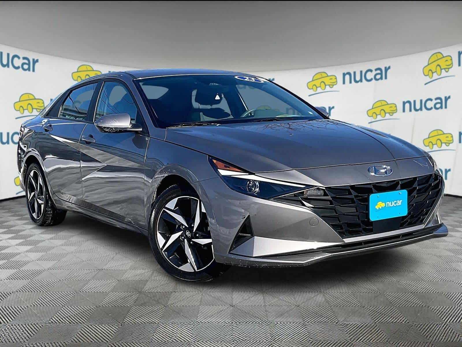 2023 Hyundai Elantra SEL's photo
