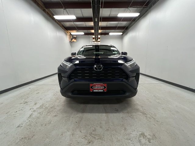 2025 Toyota RAV4 XLE photo 3