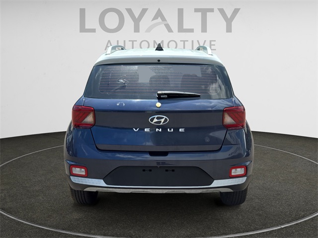 2021 Hyundai Venue SEL Denim photo 4