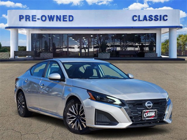 2023 Nissan Altima SV