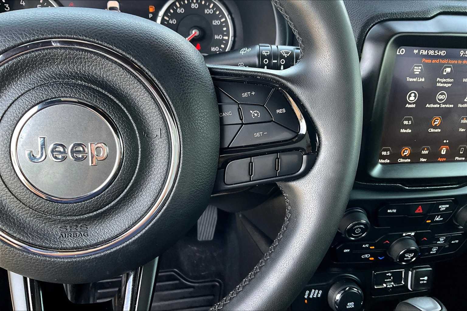 2022 Jeep Renegade Altitude photo 21