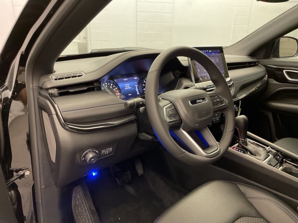 2025 Jeep Compass Altitude Special Edition photo 7