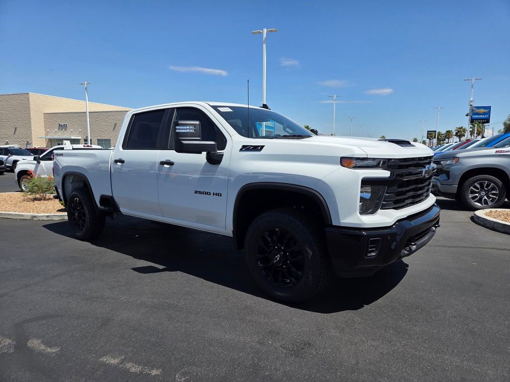 2025 Chevrolet Silverado 2500HD Custom's photo