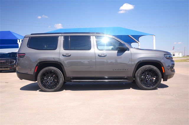 2025 Jeep Wagoneer Series II Carbide photo 2