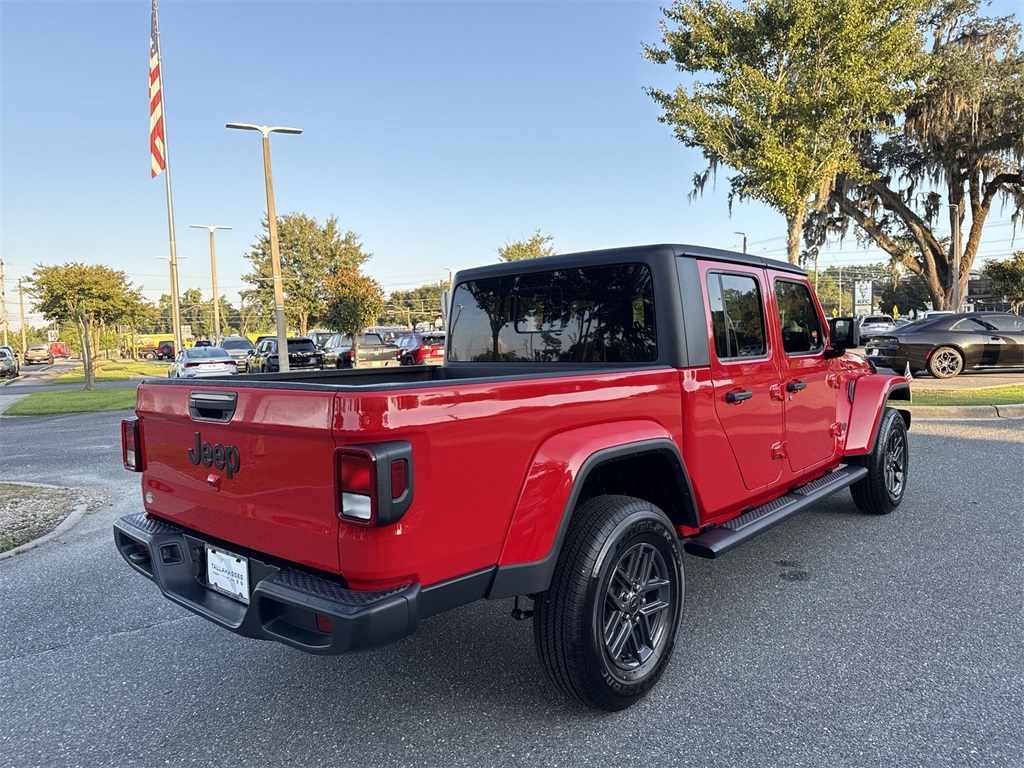 2025 Jeep Gladiator Sport S photo 3
