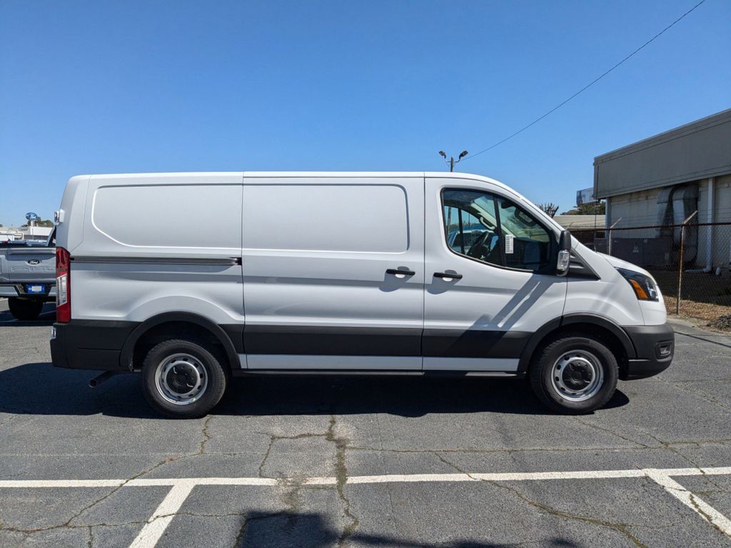 2025 Ford Transit photo 3