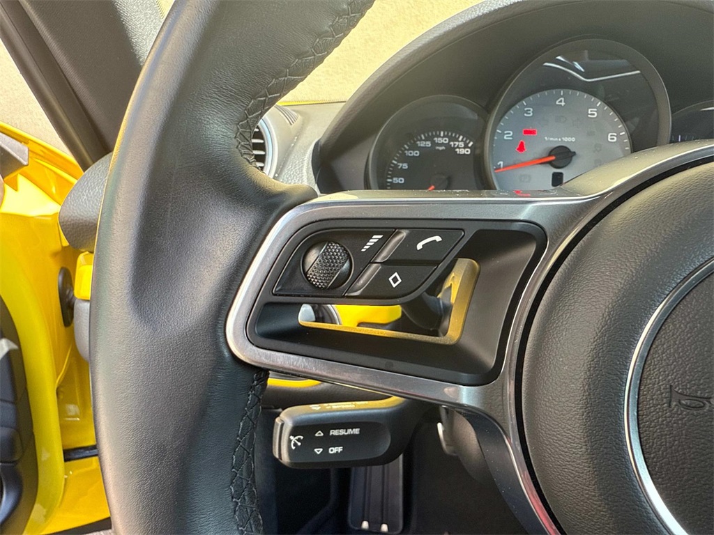 2024 Porsche Cayman S photo 22