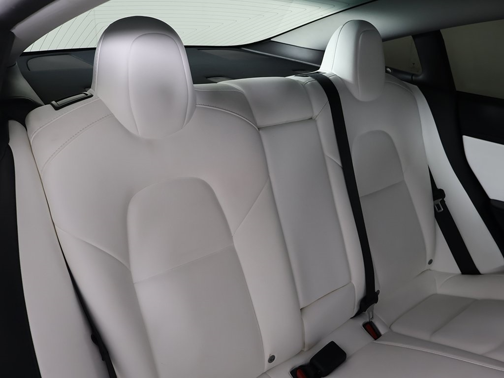 2020 Tesla Model 3 Long Range photo 29