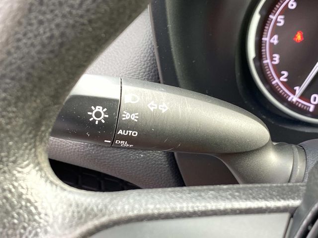 2023 Toyota RAV4 XLE photo 14