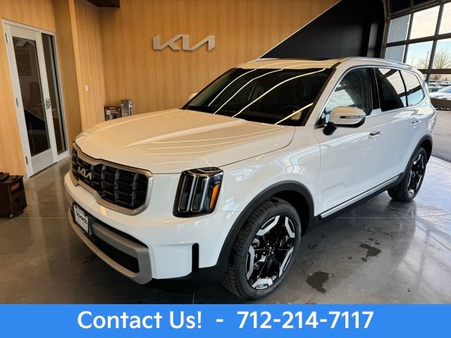 2025 Kia Telluride S's photo