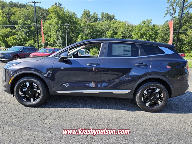 2026 Kia Sportage LX photo 2