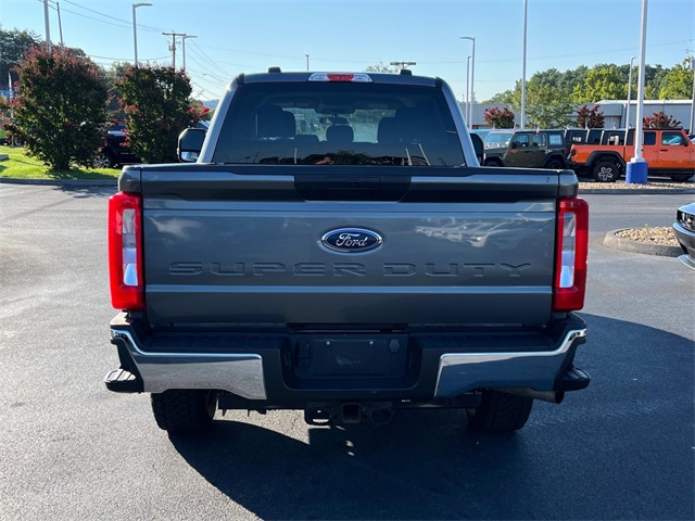 2024 Ford F-250 photo 4