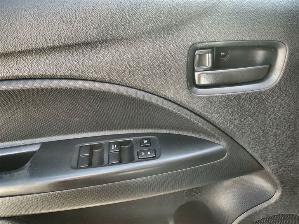 2024 Mitsubishi Mirage ES photo 15