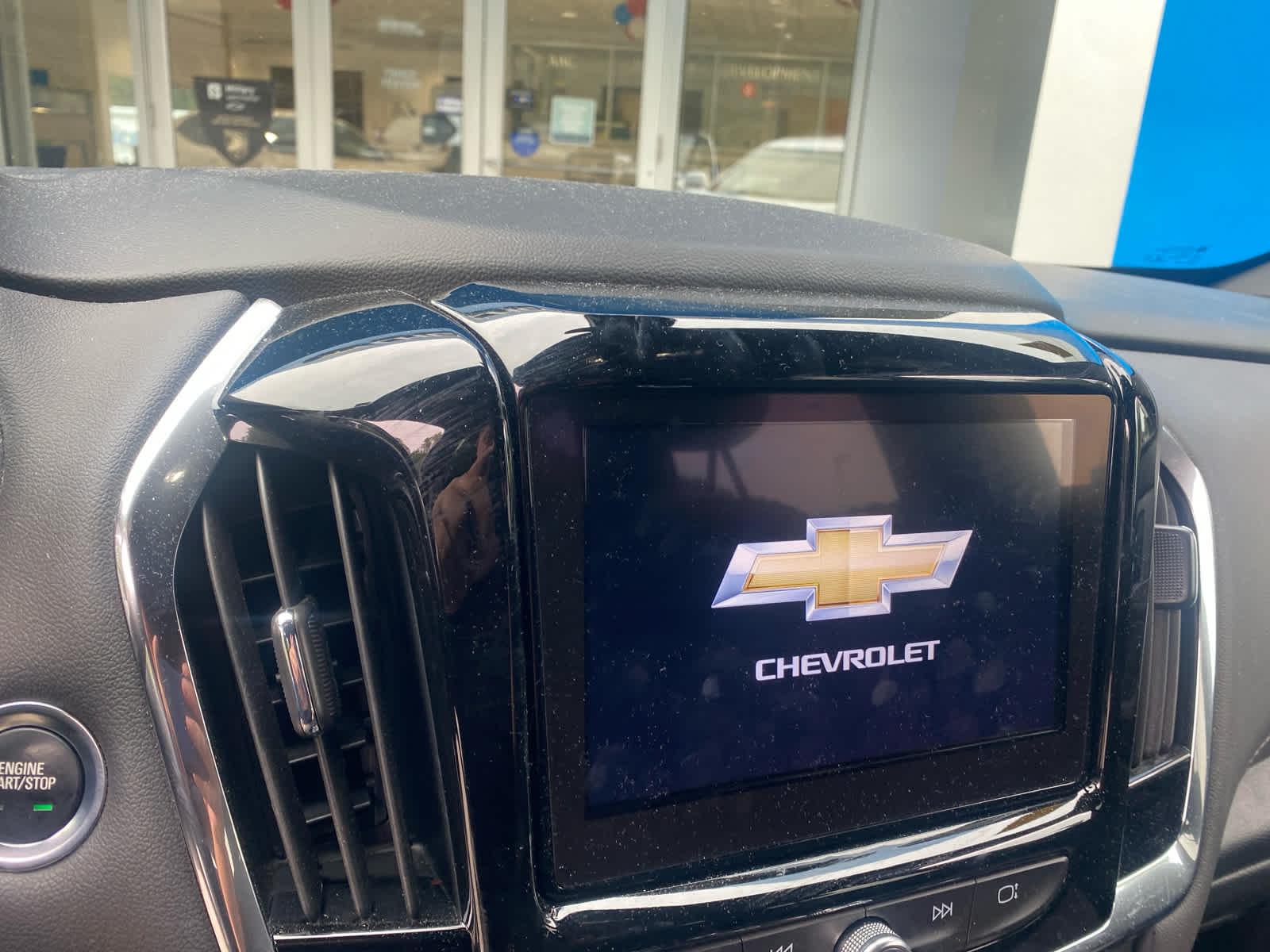2023 Chevrolet Traverse Cloth photo 10