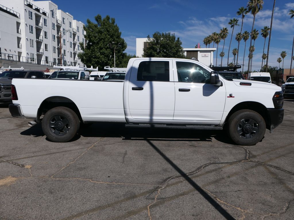 2026 Ram 3500 Tradesman photo 2