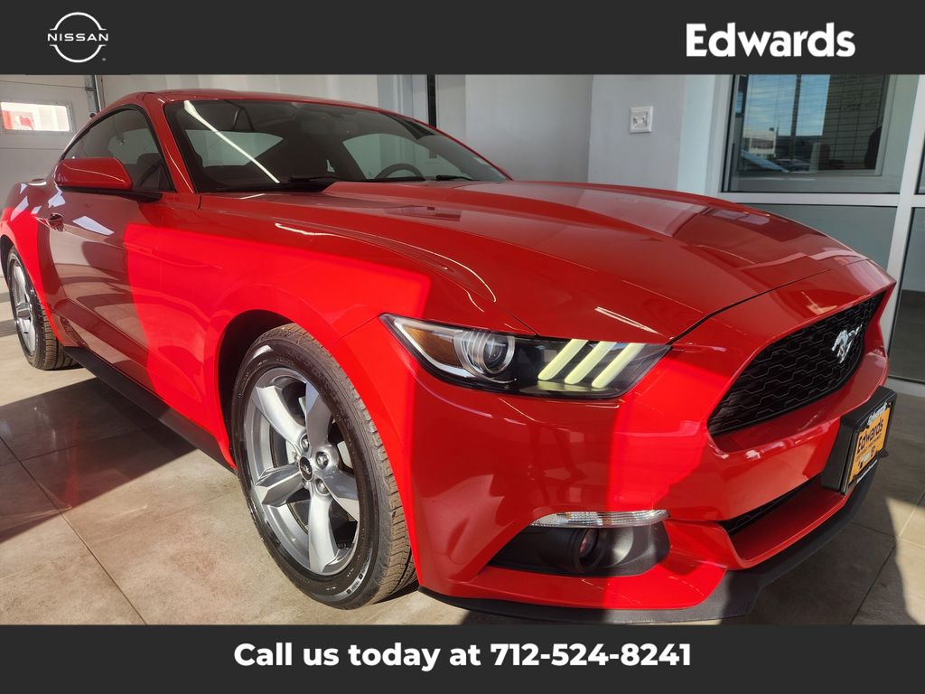 2015 Ford Mustang EcoBoost photo 2