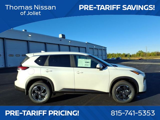 2026 Nissan Rogue SV photo 2