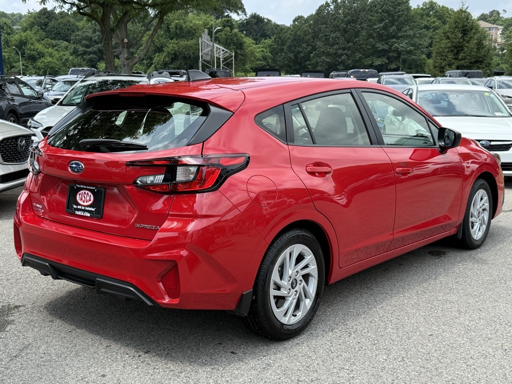 2025 Subaru Impreza Base photo 8