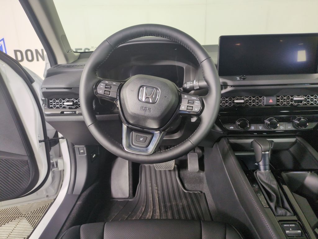 2025 Honda Accord Hybrid Touring photo 13