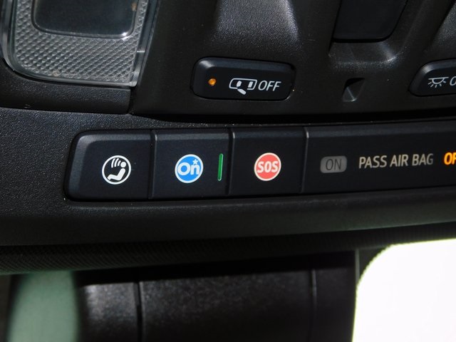 2020 Chevrolet Silverado 1500 High Country photo 38