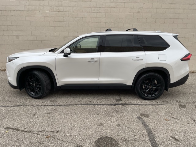 2024 Toyota Grand Highlander Limited photo 2